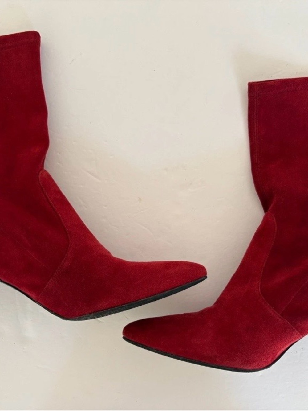 Stuart Weitzman Red Suede Boots Booties Ladies 8 M Pointed Toe Designer Luxury